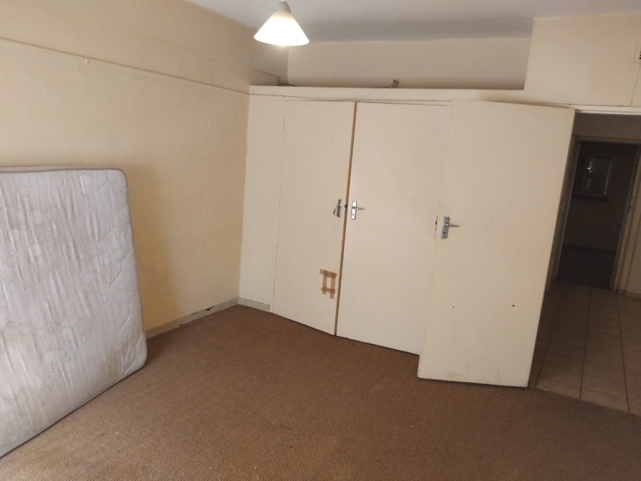 1 Bedroom Property for Sale in Wilkoppies North West